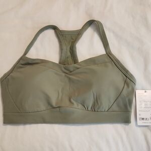 Athleta Sports Vital Bra Bonnet